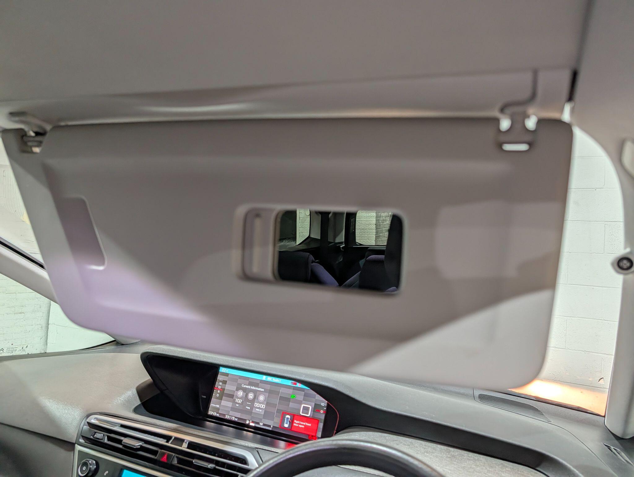 Citroen Grand C4 Picasso view 69