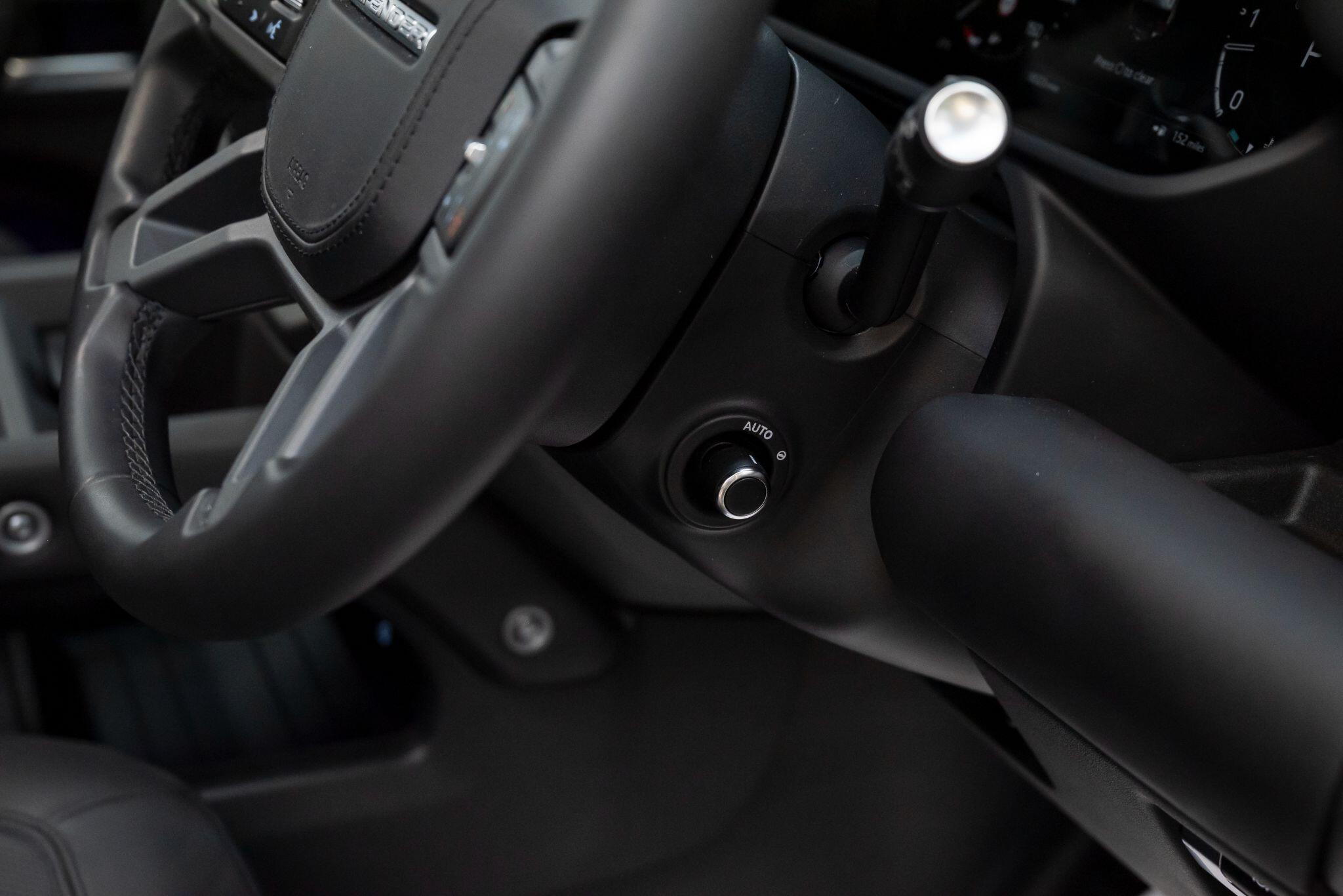 Land Rover Defender view 46