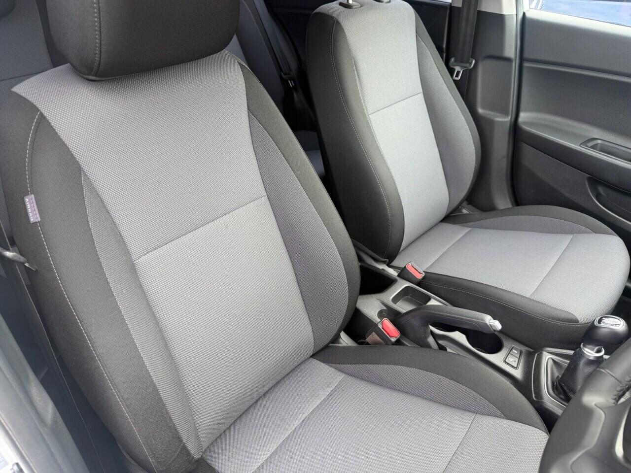 Hyundai I20 view 12
