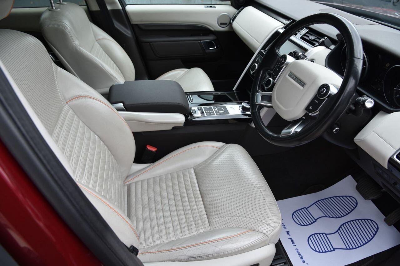 Land Rover Discovery view 18