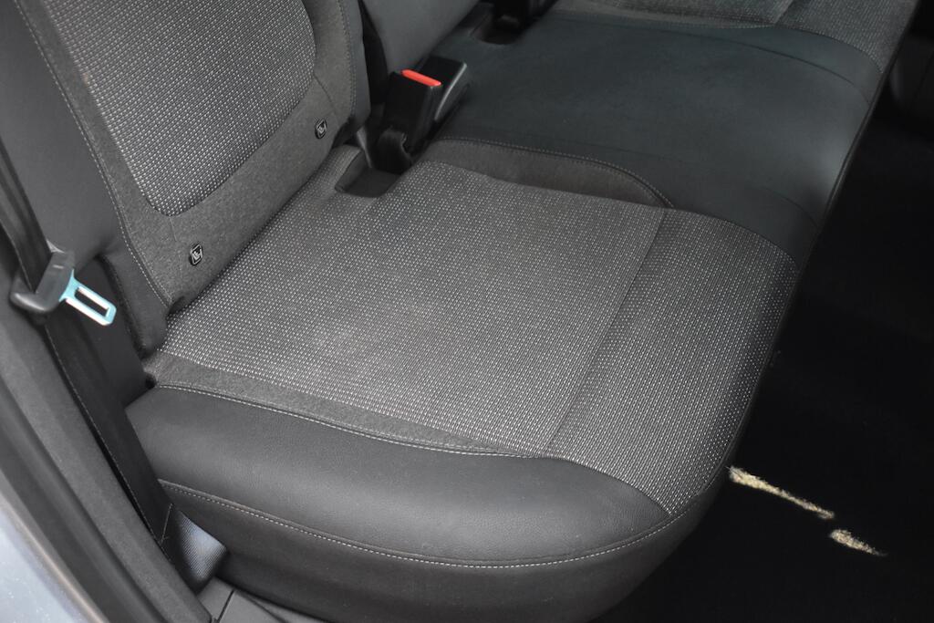 Vauxhall Crossland view 34