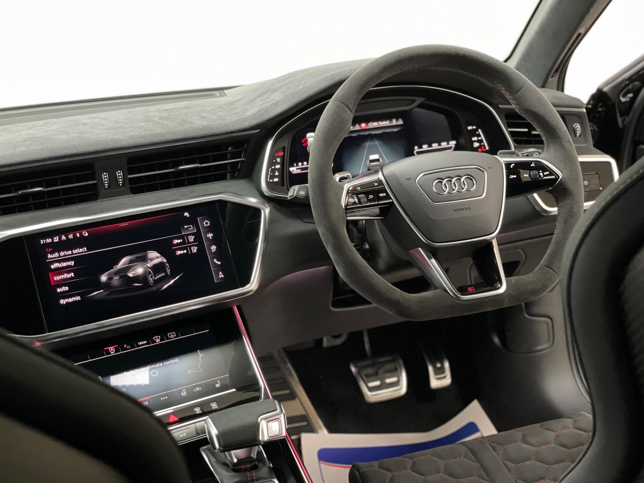 Audi RS6 view 29