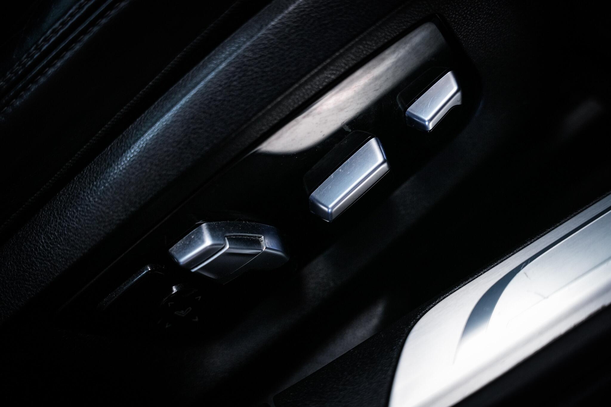 BMW 7 Series view 56