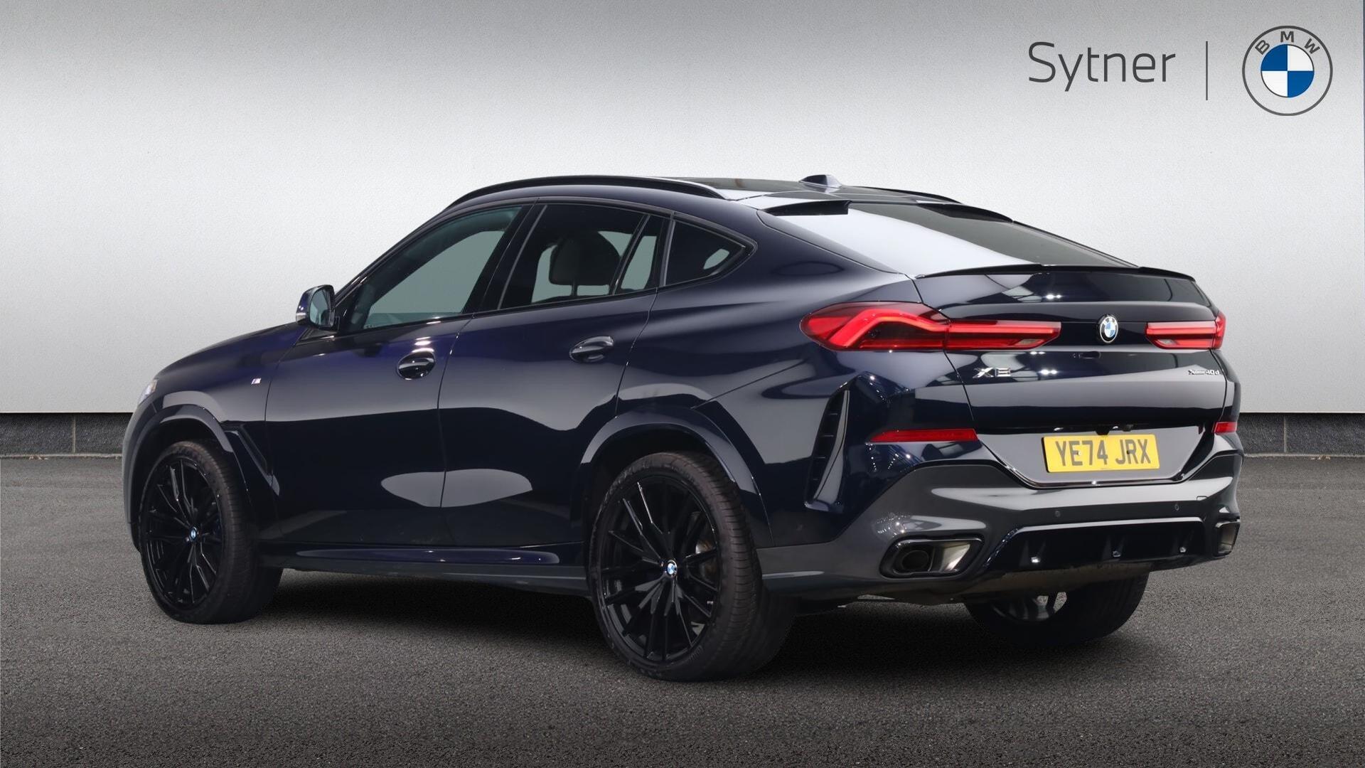 BMW X6 view 2