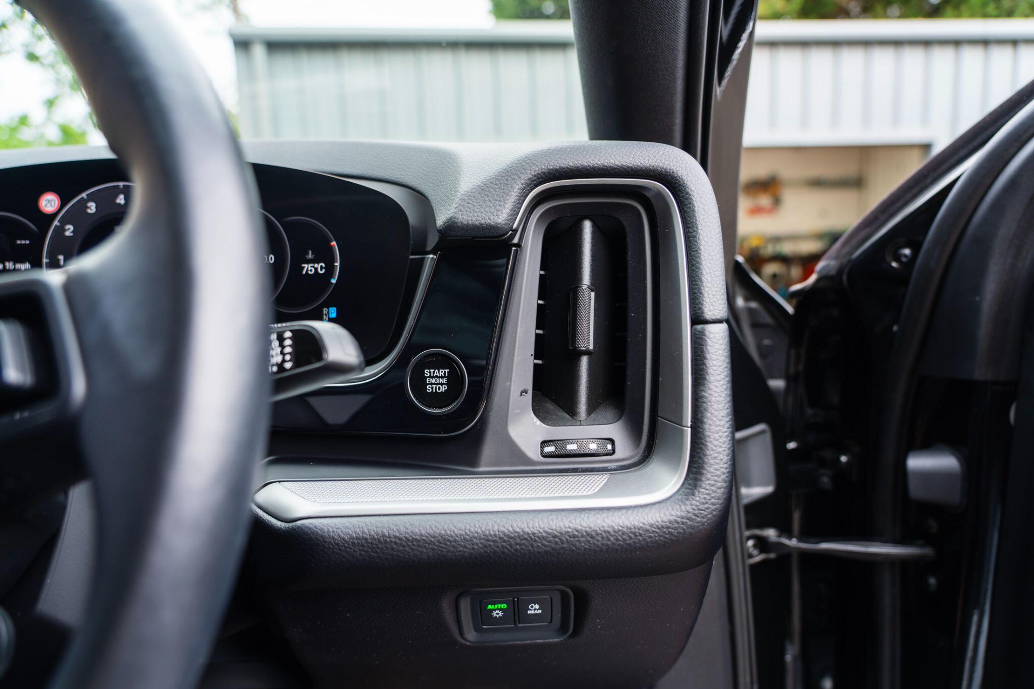 Porsche Cayenne view 27