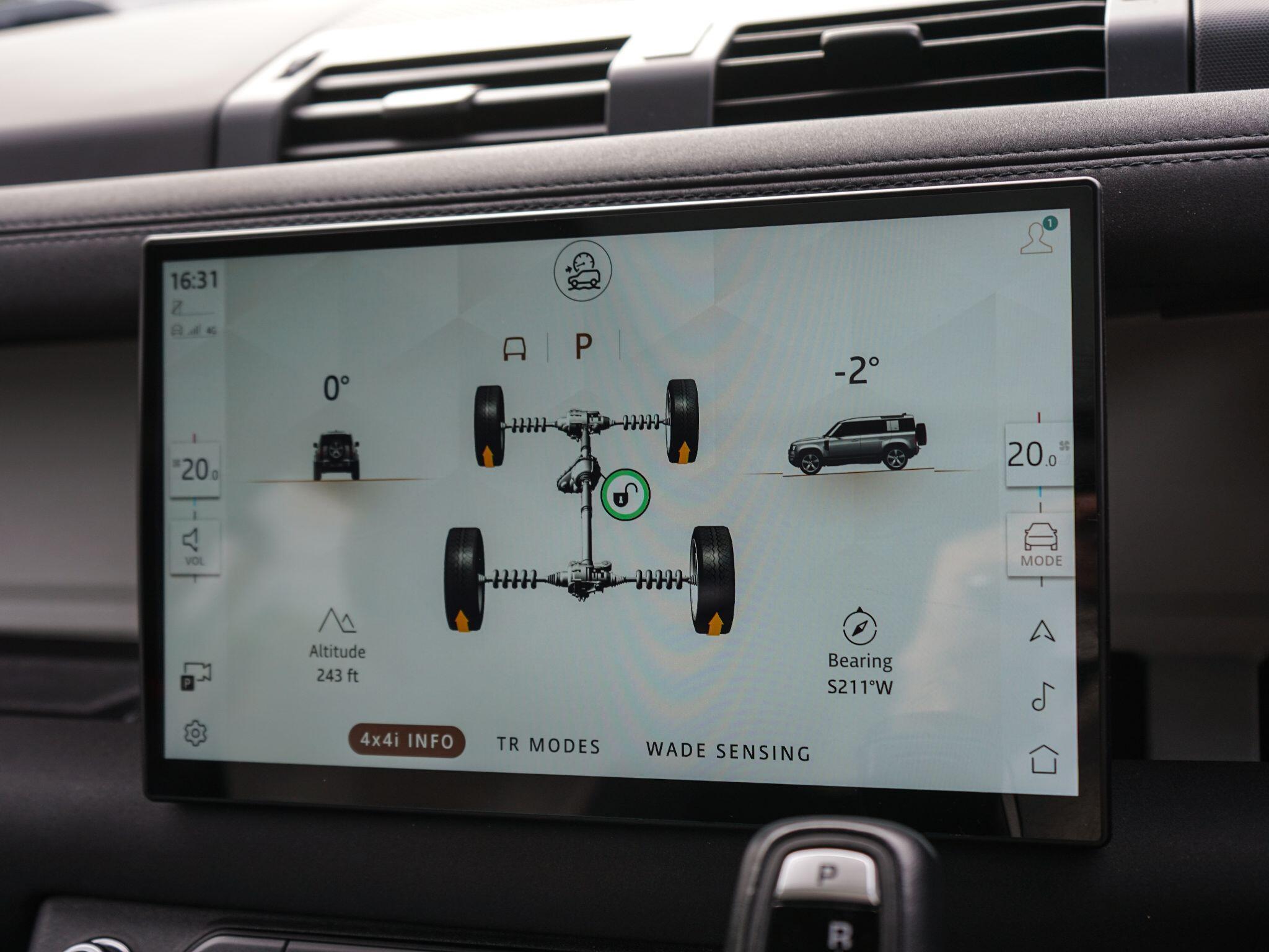 Land Rover Defender view 28