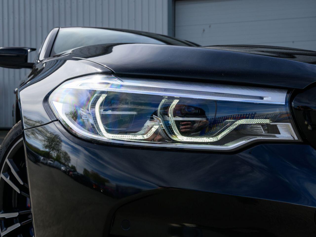 BMW M5 view 8