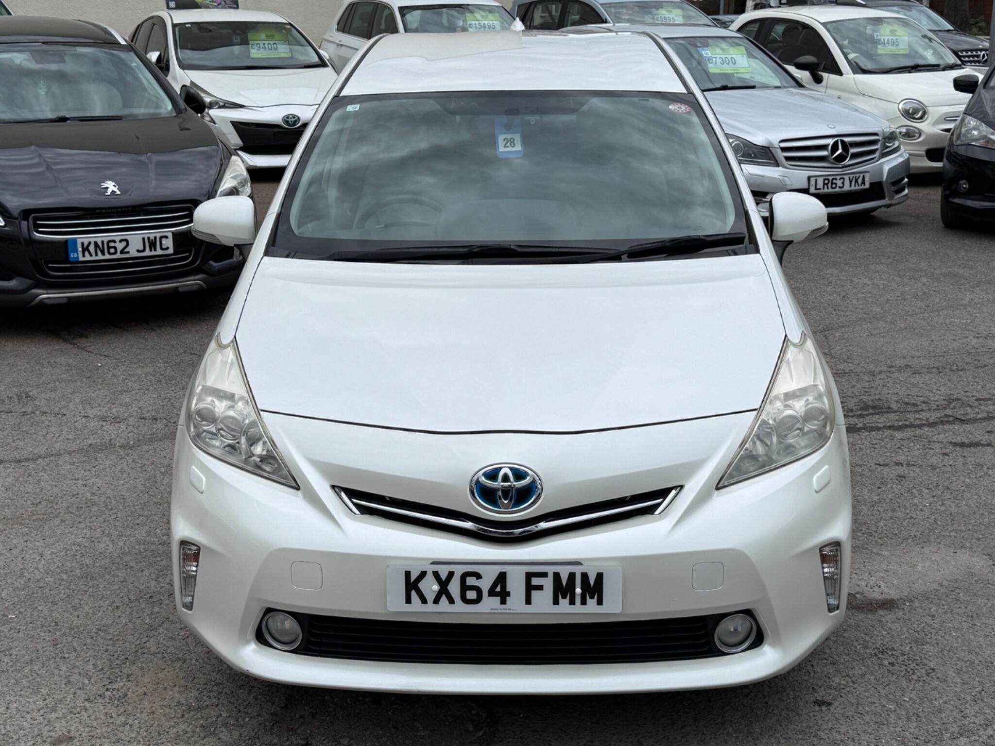 Toyota Prius - Image 8