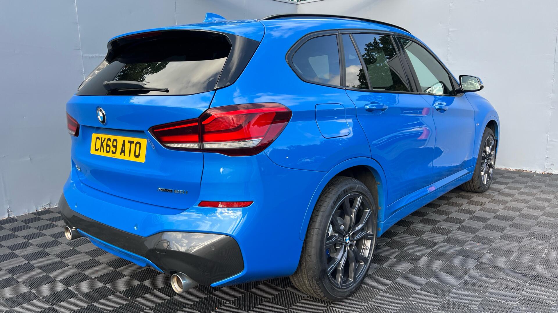 BMW X1 view 27