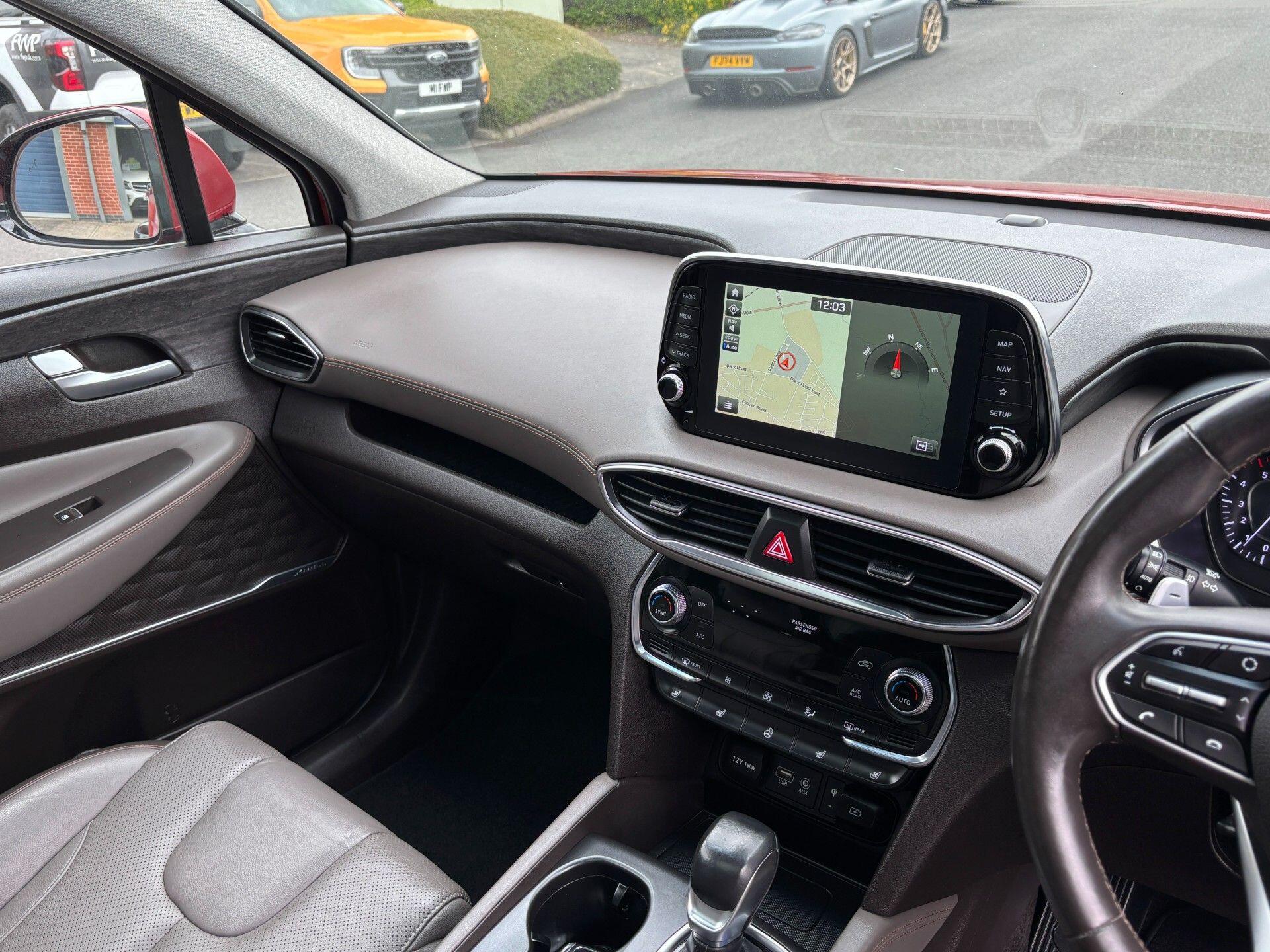 Hyundai Santa Fe view 13