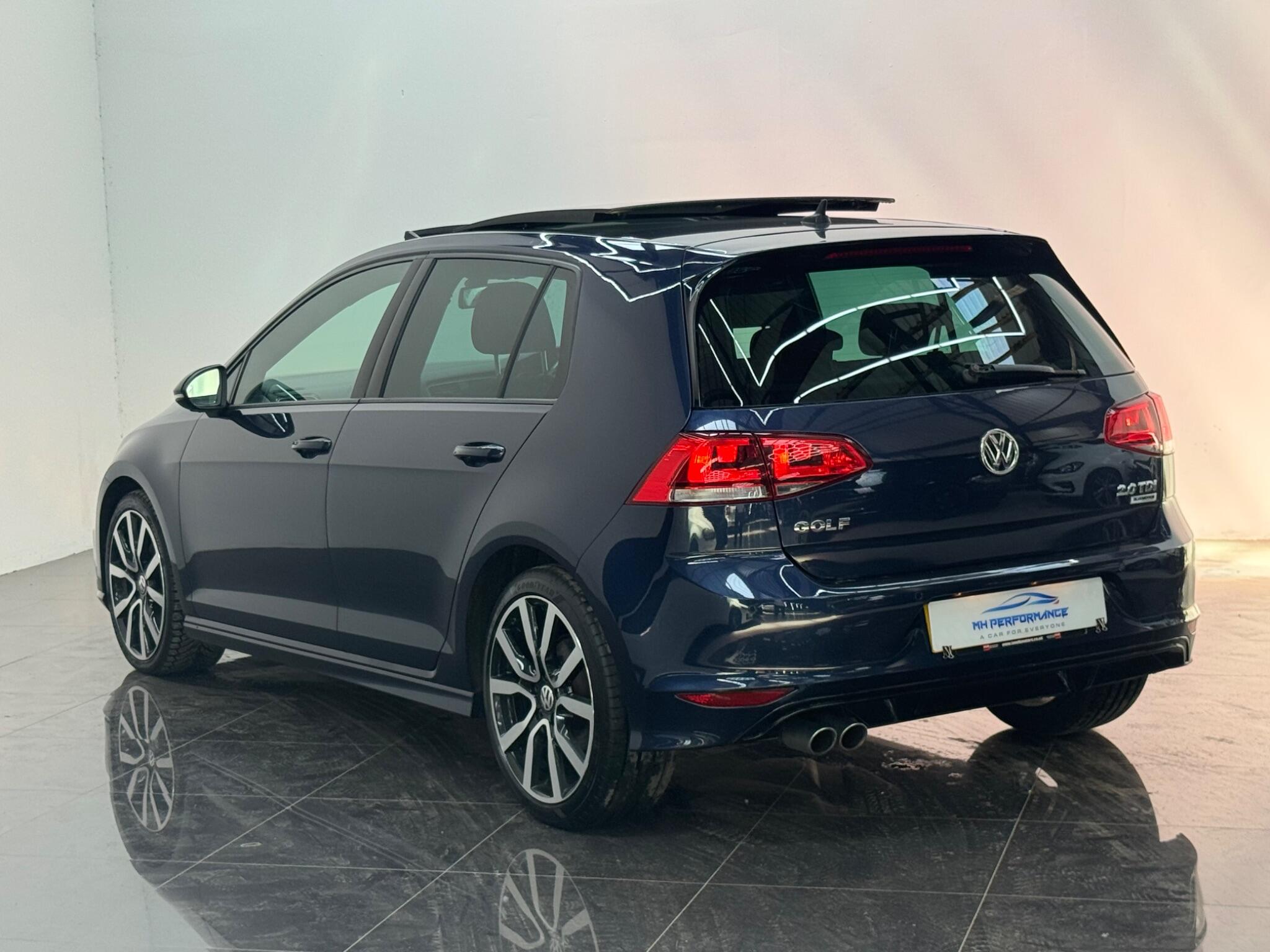 Volkswagen Golf view 62
