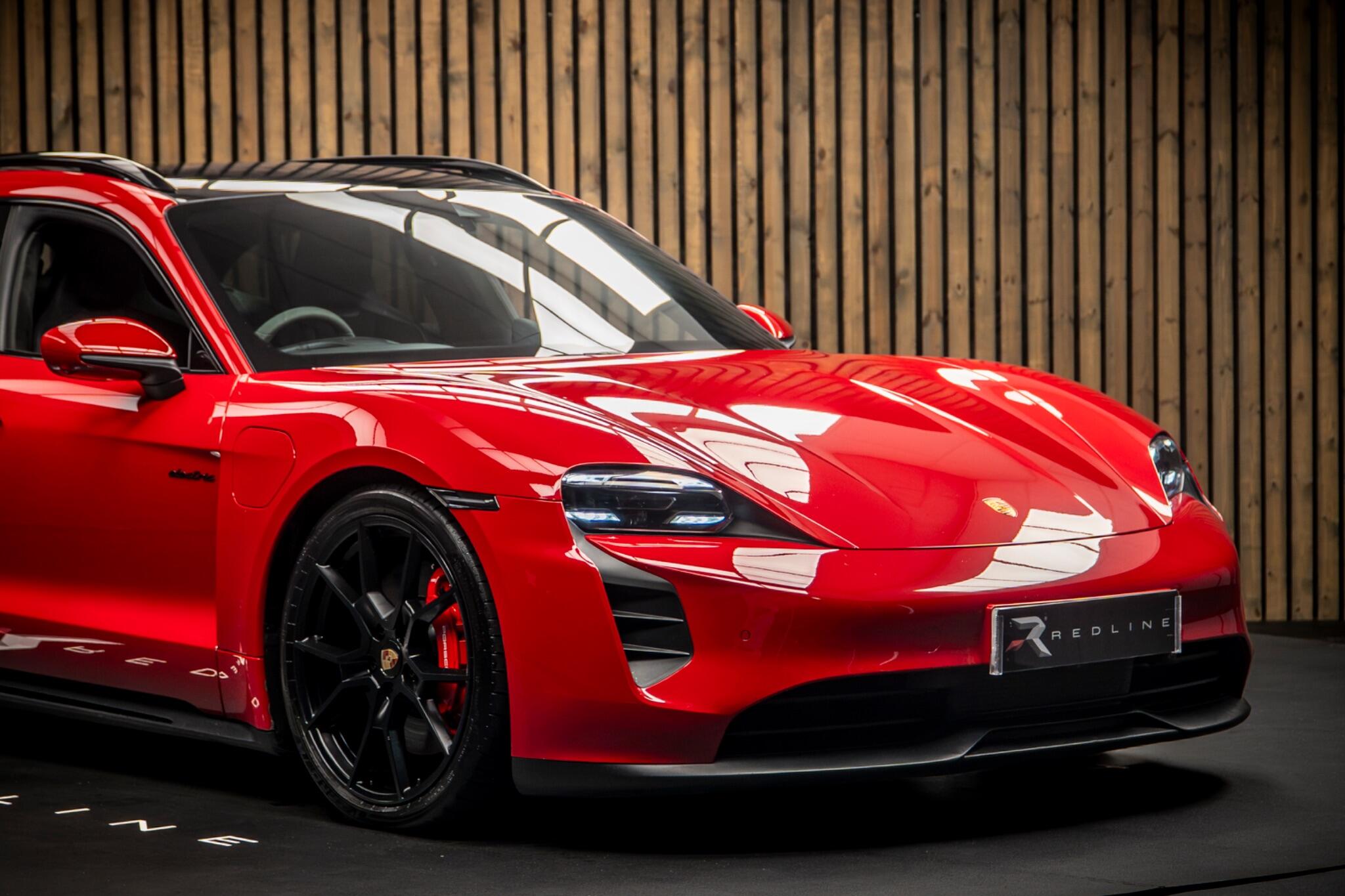 Porsche Taycan view 12