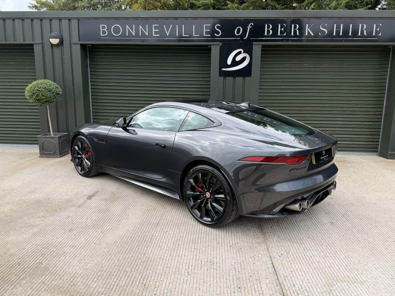 Jaguar F-Type view 30