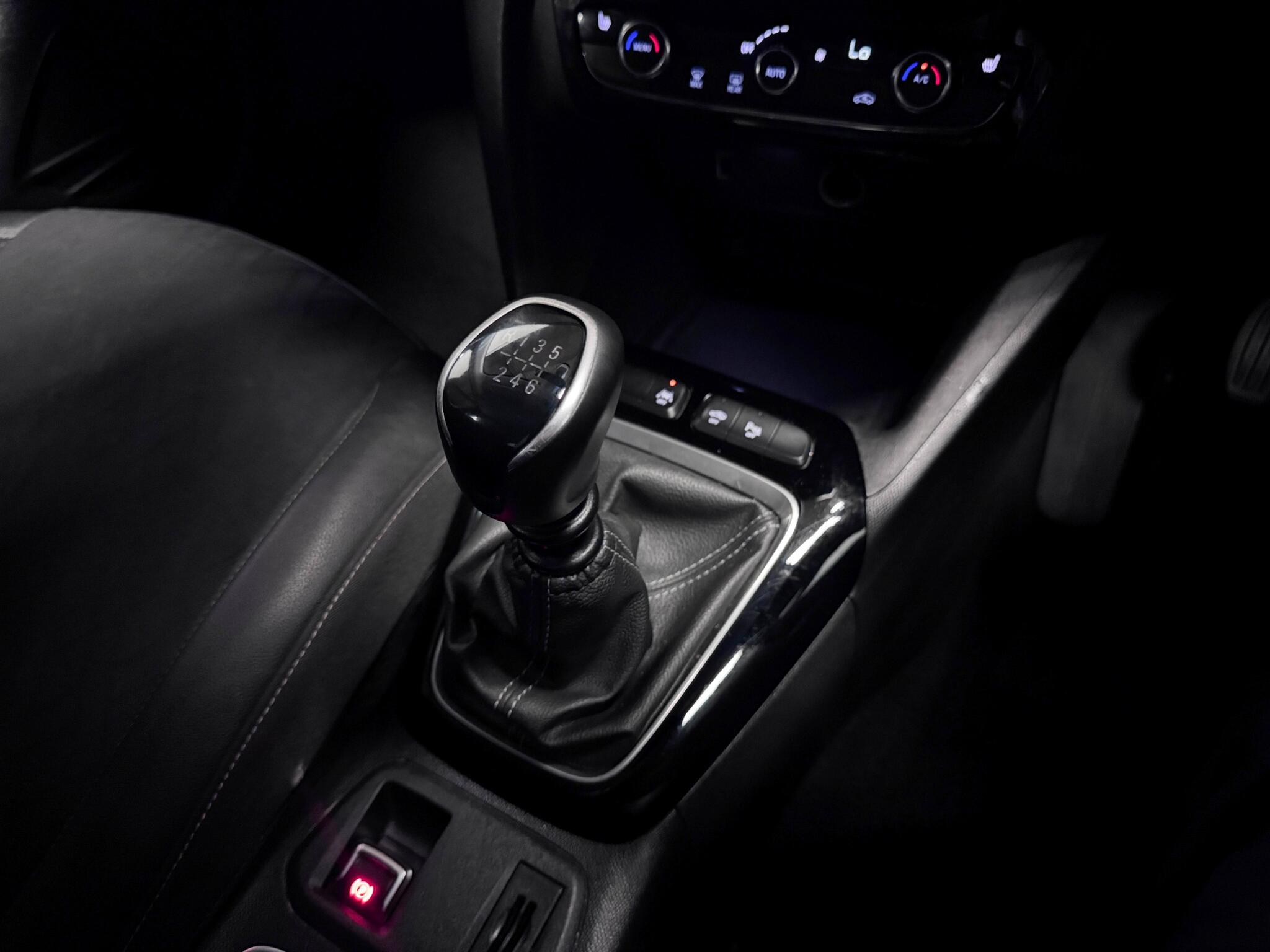 Vauxhall Corsa view 29