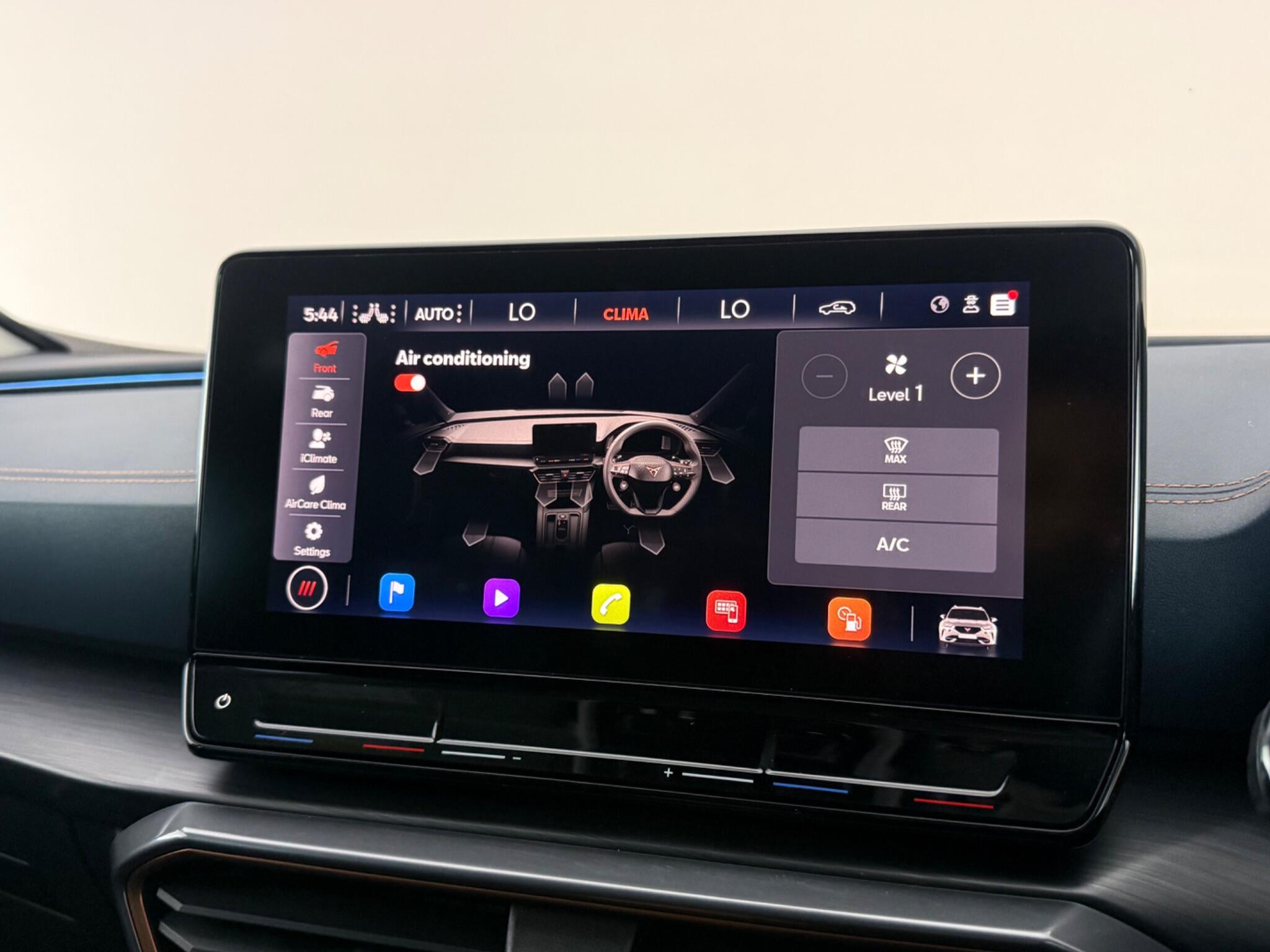 Cupra Formentor view 25