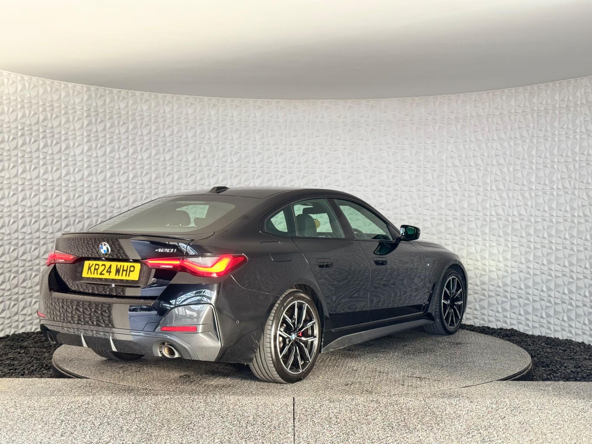 BMW 4 Series view 12