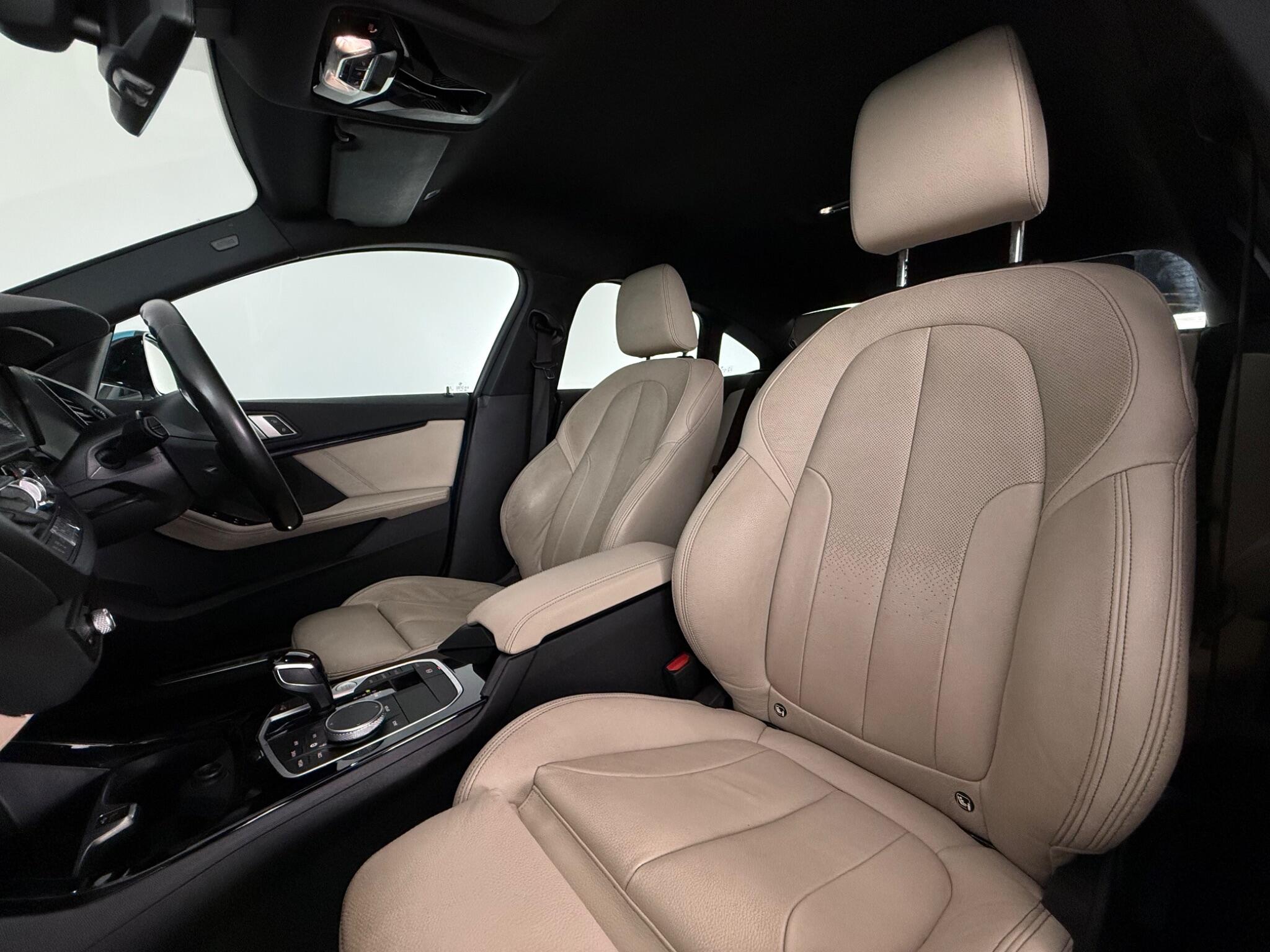 BMW 2 Series view 31