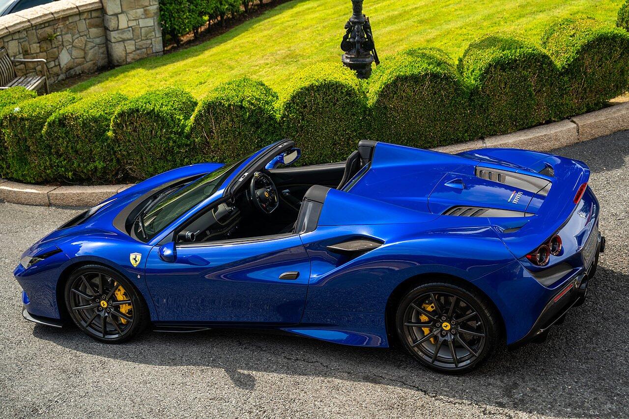 Ferrari F8 Tributo view 110
