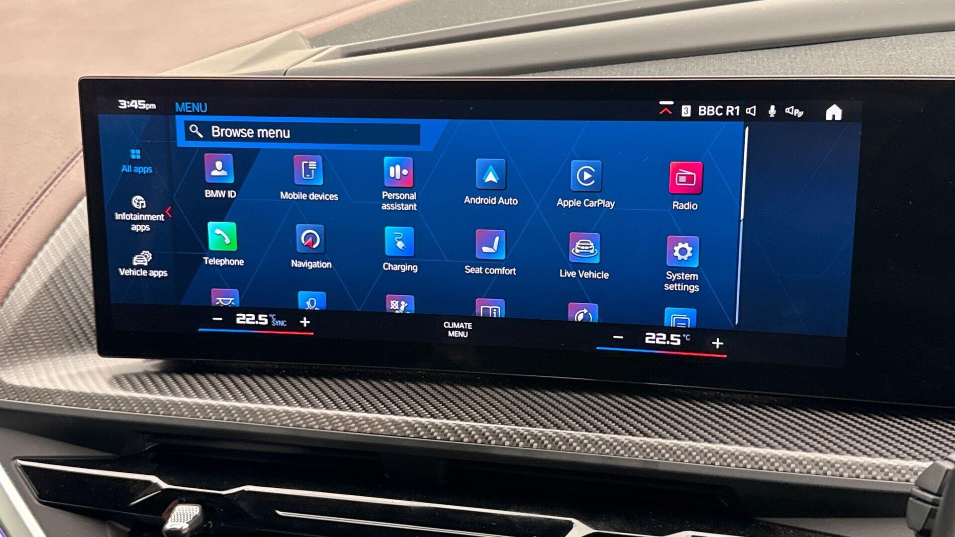 BMW XM view 31
