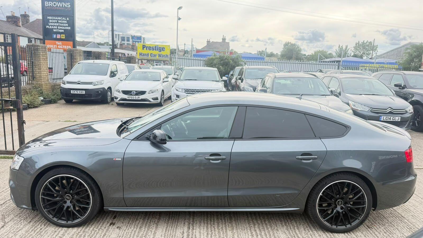 Audi A5 view 6