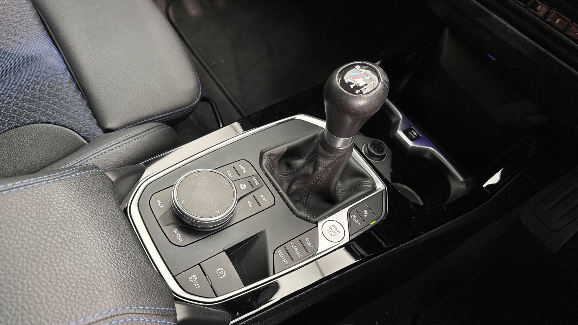 BMW 1 Series view 10