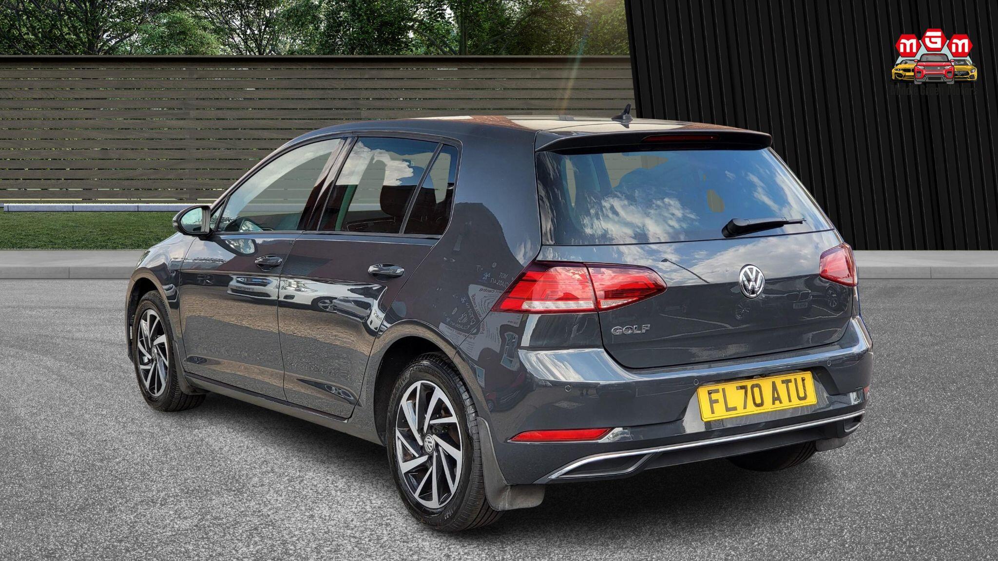 Volkswagen Golf view 5