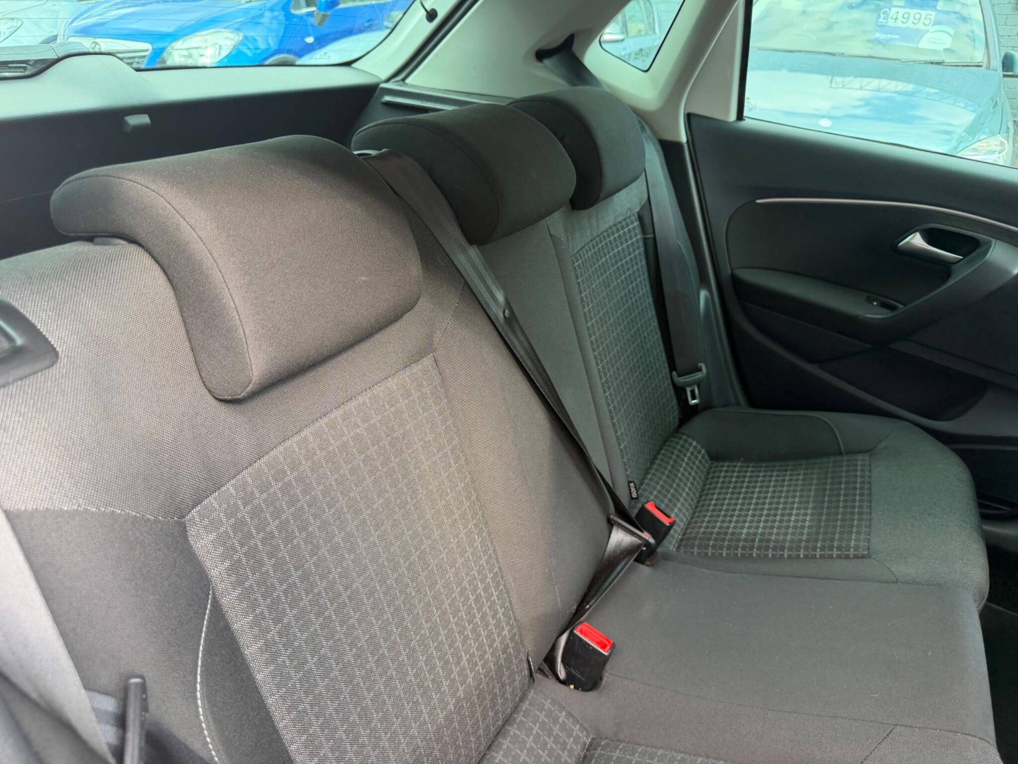 Volkswagen Polo view 22
