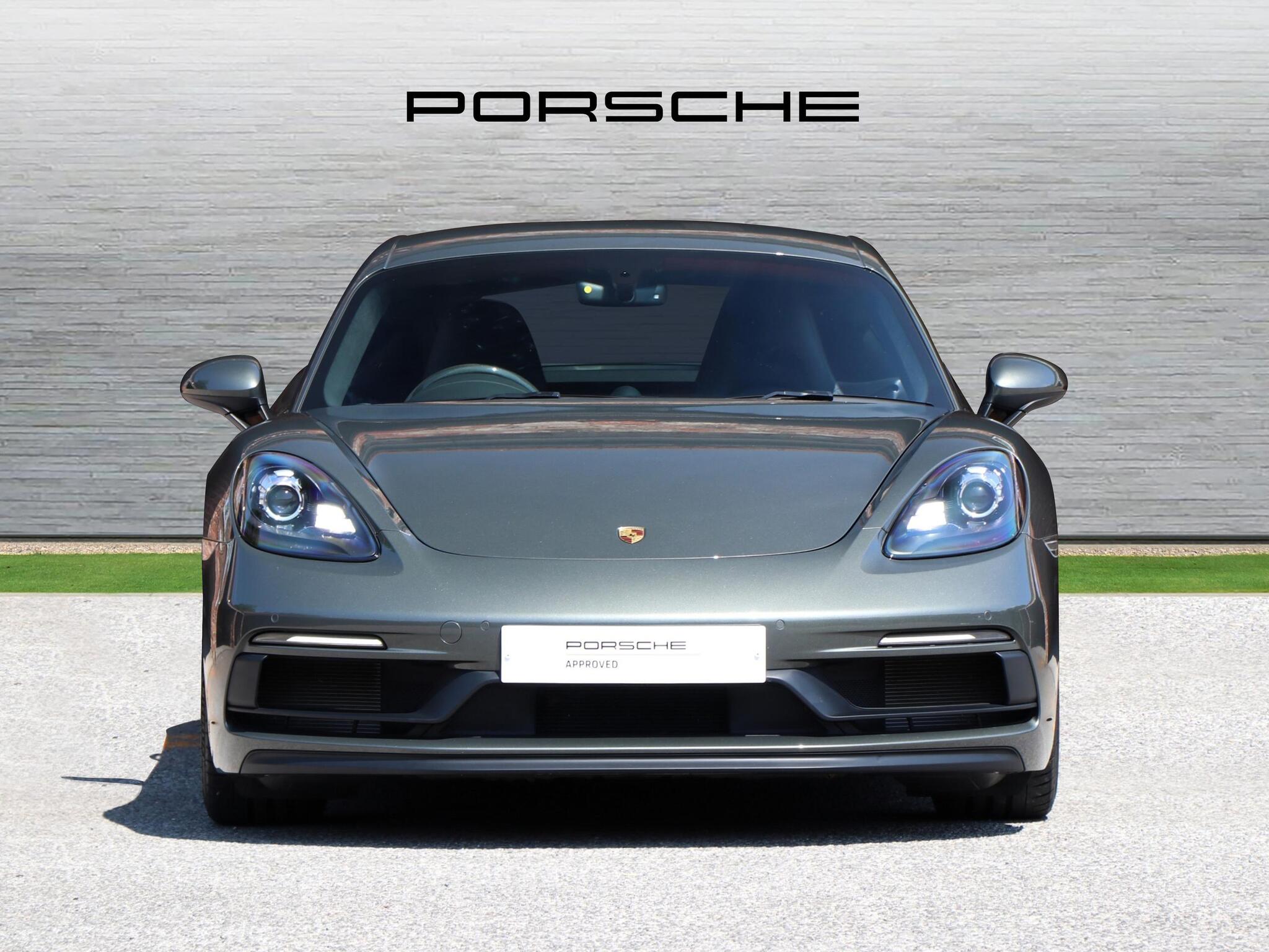 Porsche Cayman view 7