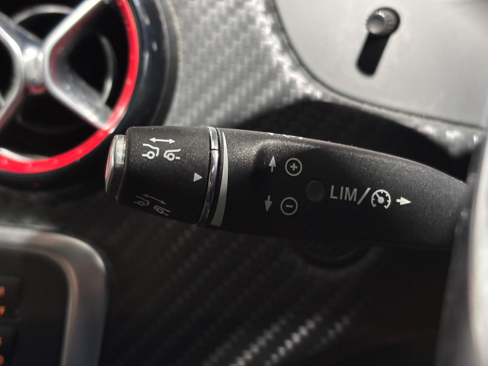 Mercedes-Benz A Class view 39