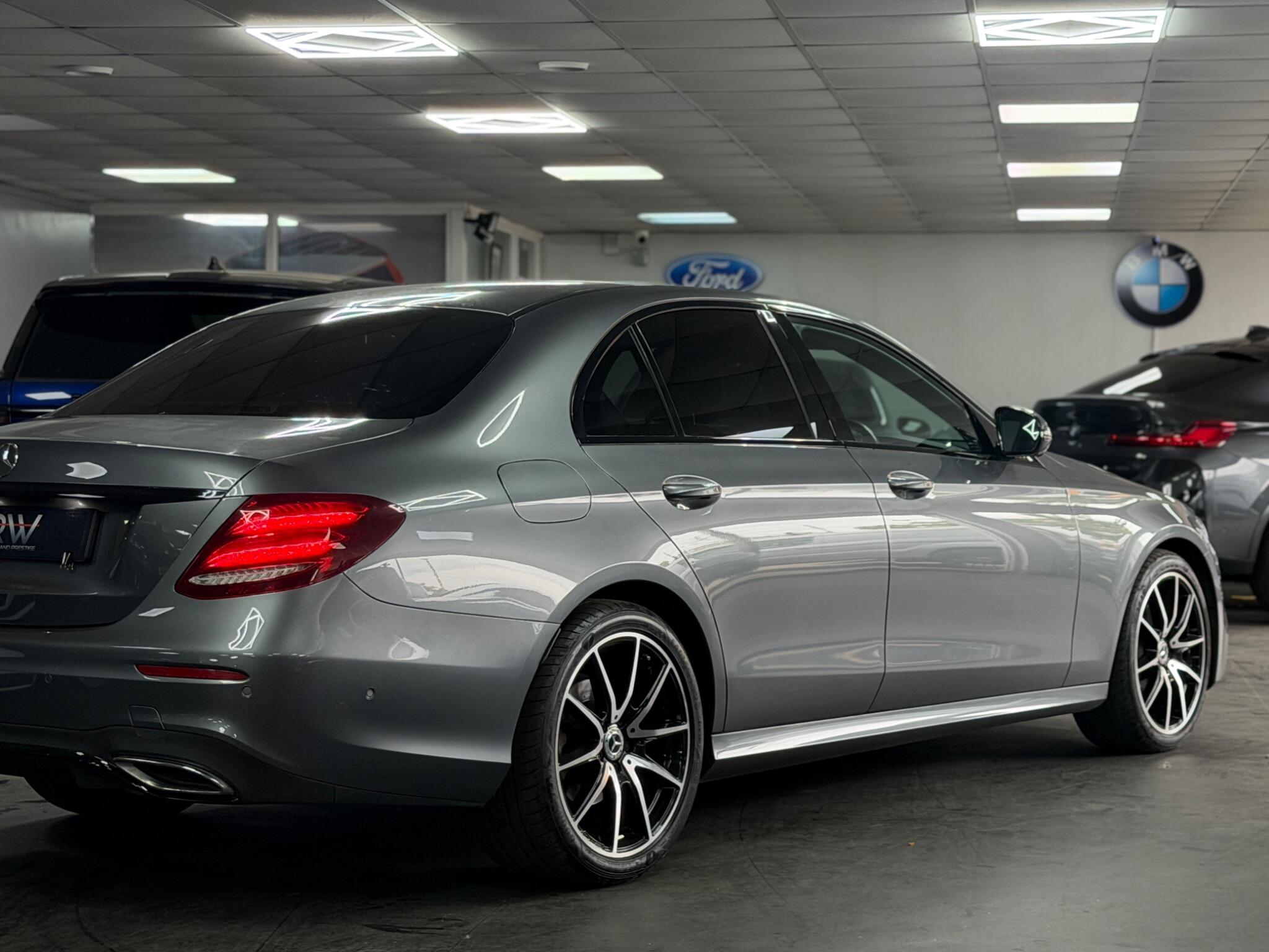 Mercedes-Benz E Class view 14
