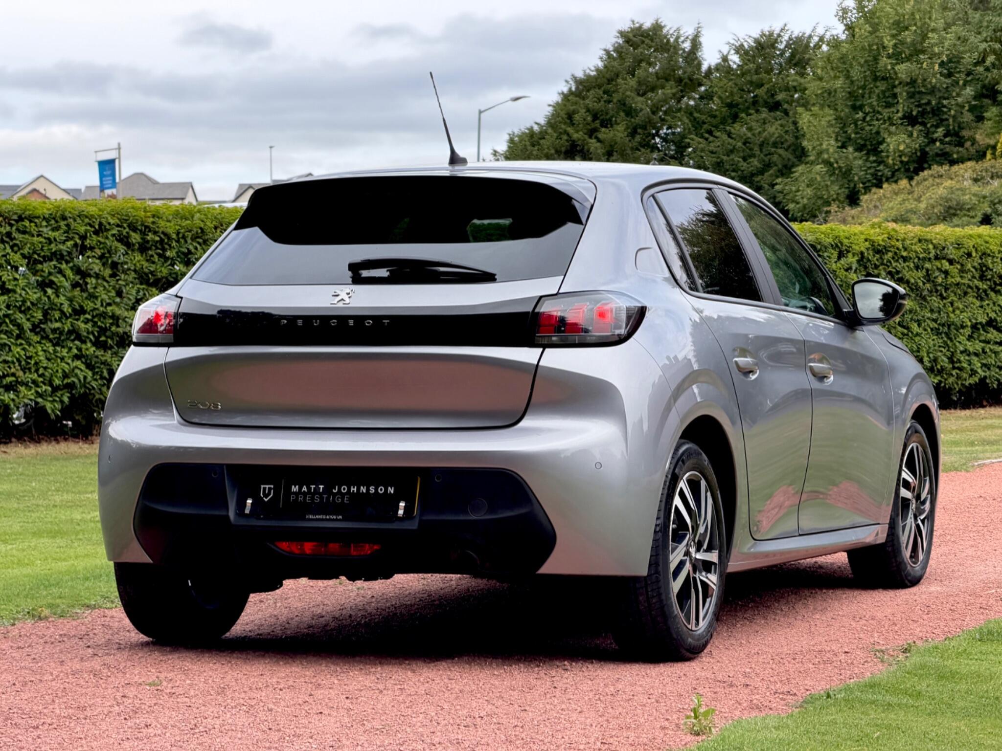 Peugeot 208 view 23