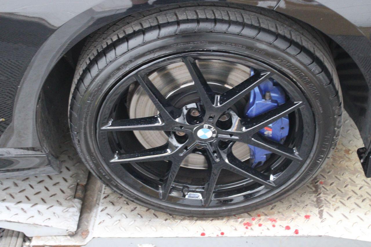 BMW 2 Series view 10