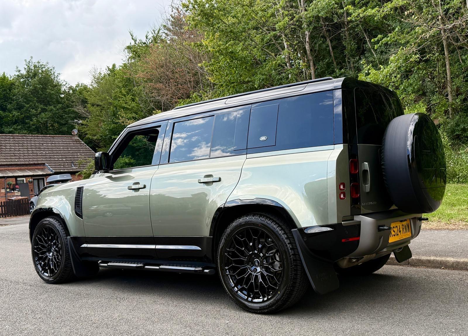 Land Rover Defender view 7