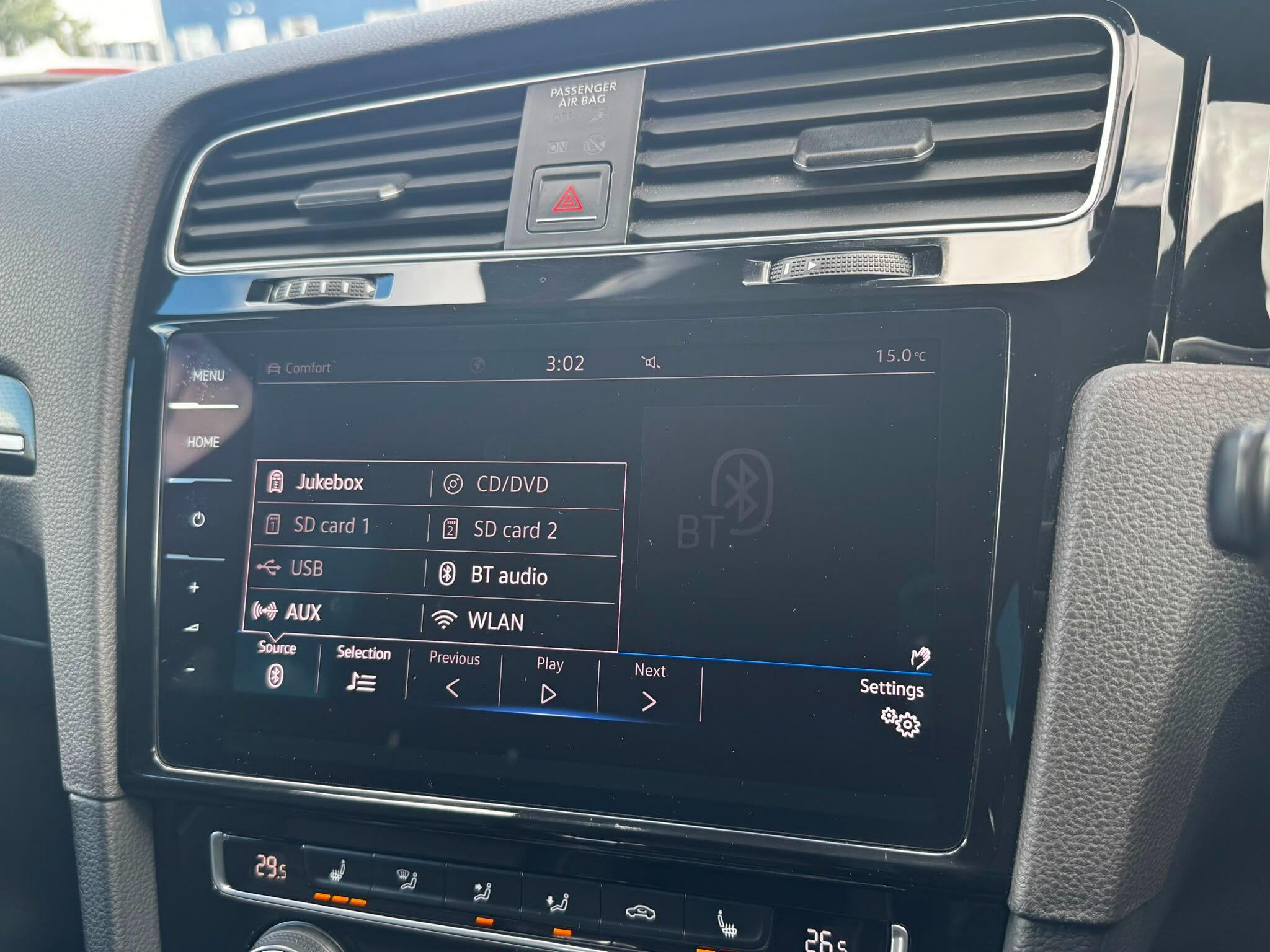 Volkswagen Golf view 35