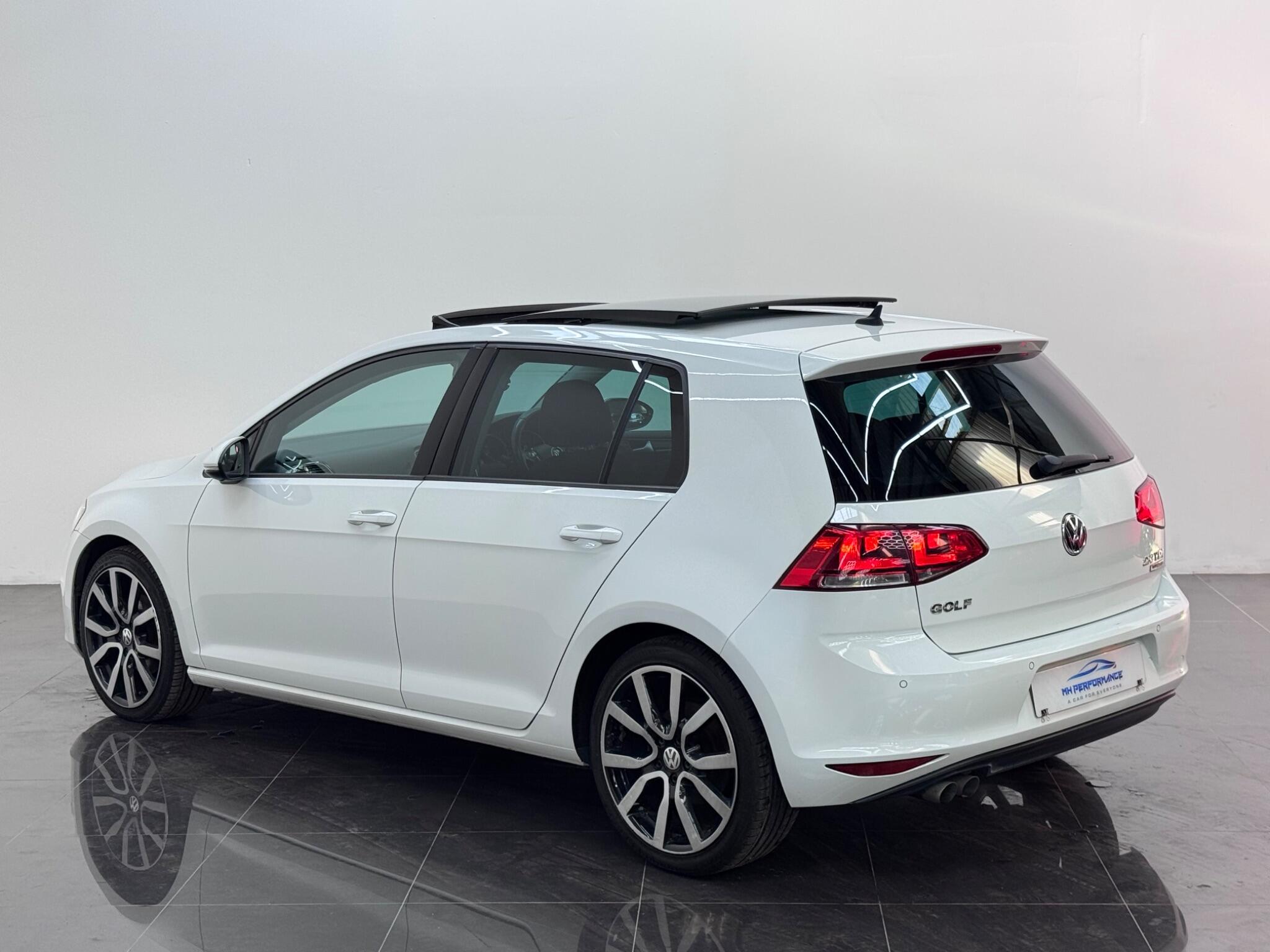 Volkswagen Golf view 73