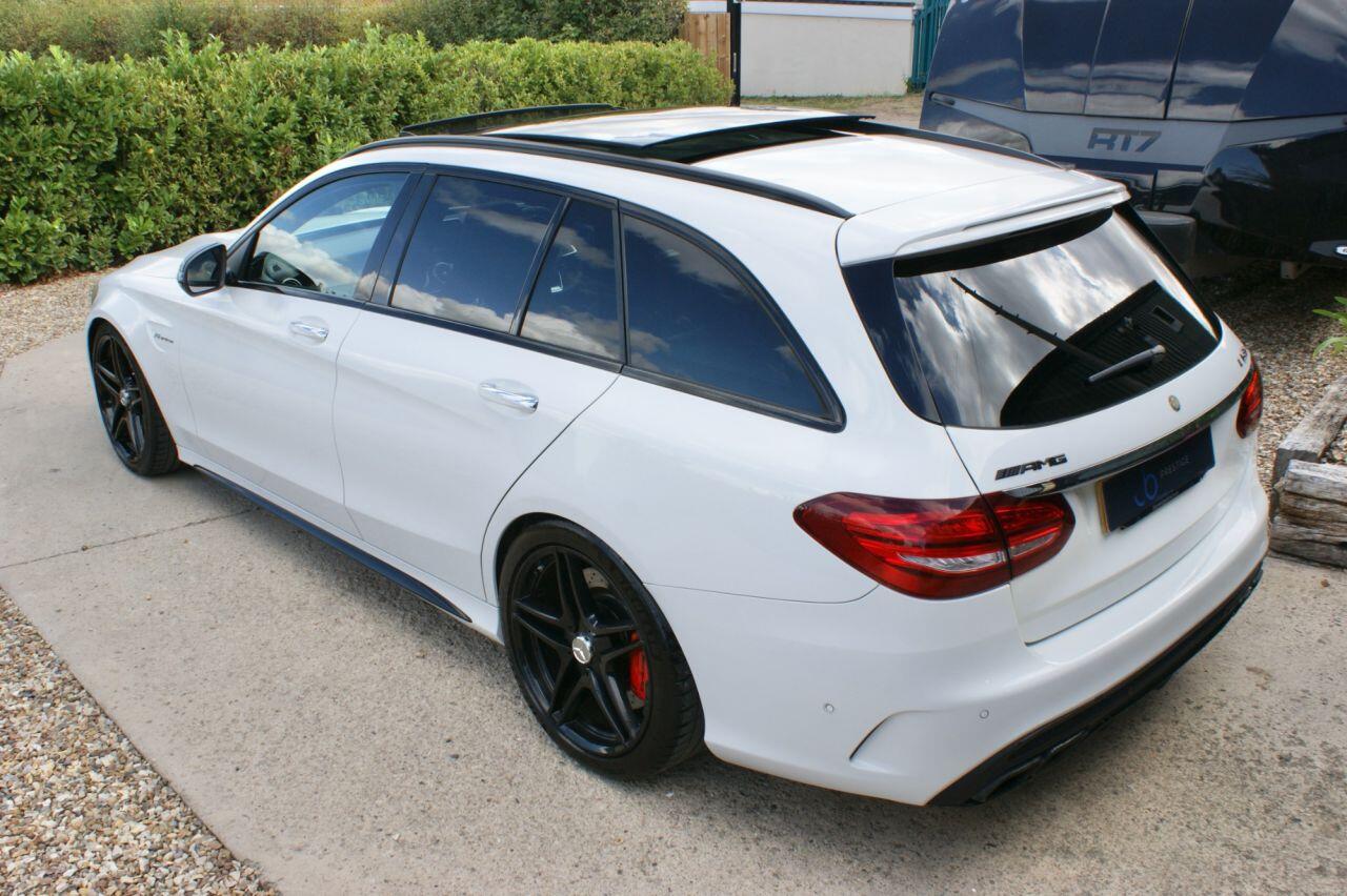 Mercedes-Benz C Class view 21