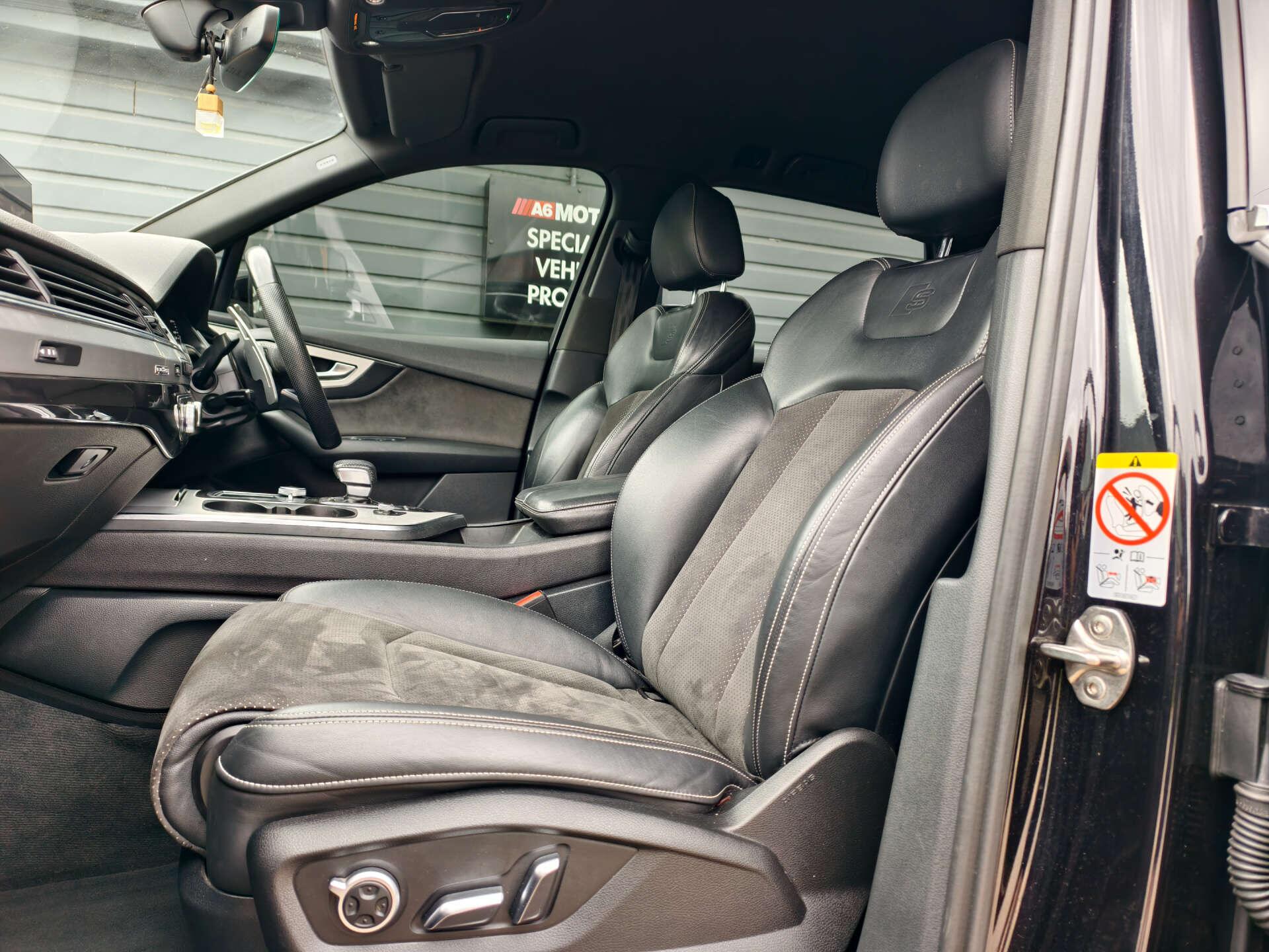 Audi Q7 view 27