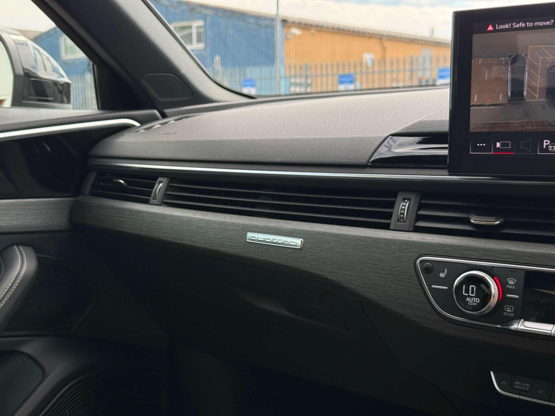 Audi A4 view 63