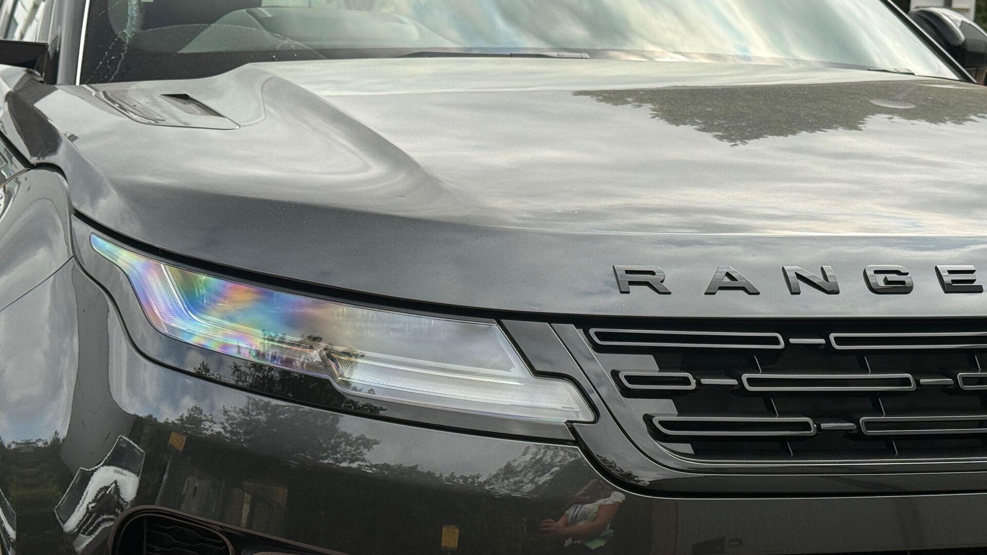 Land Rover Range Rover Evoque view 18