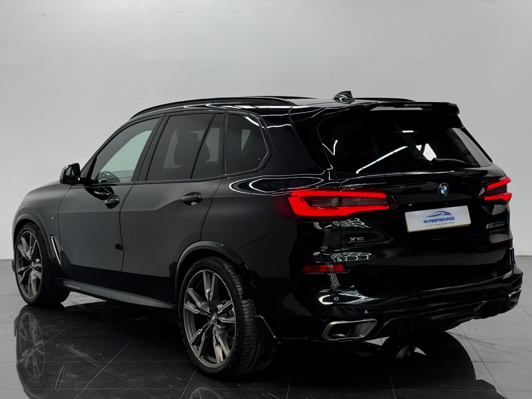 BMW X5 view 7