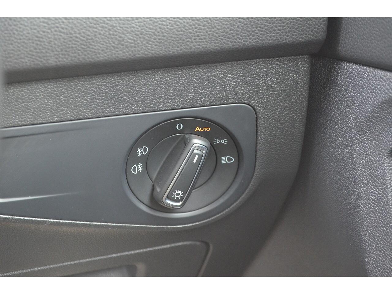 Volkswagen Tiguan view 44
