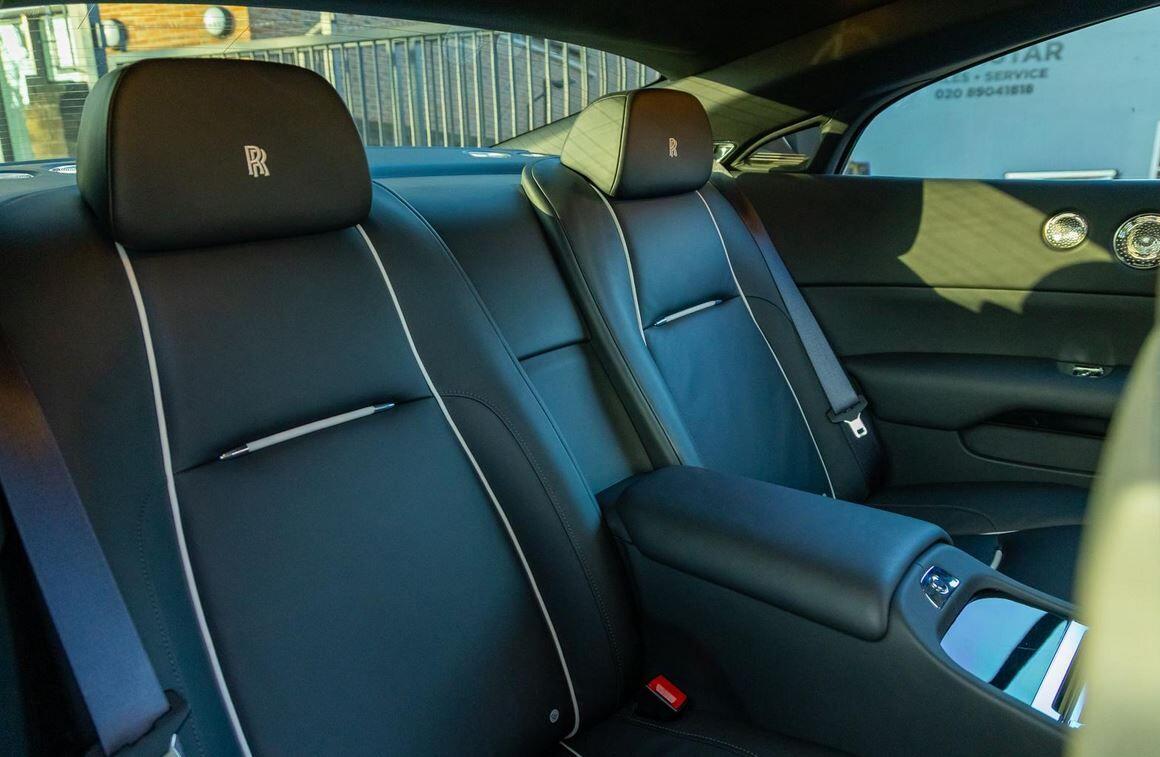 Rolls-Royce Wraith view 10