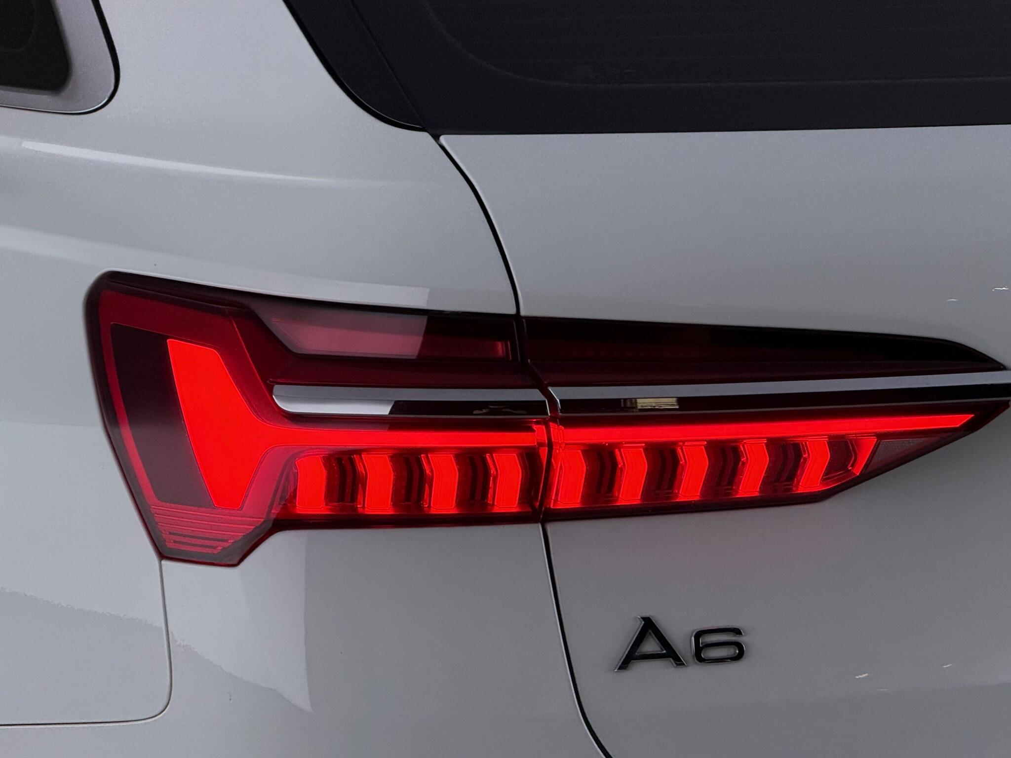 Audi A6 view 12