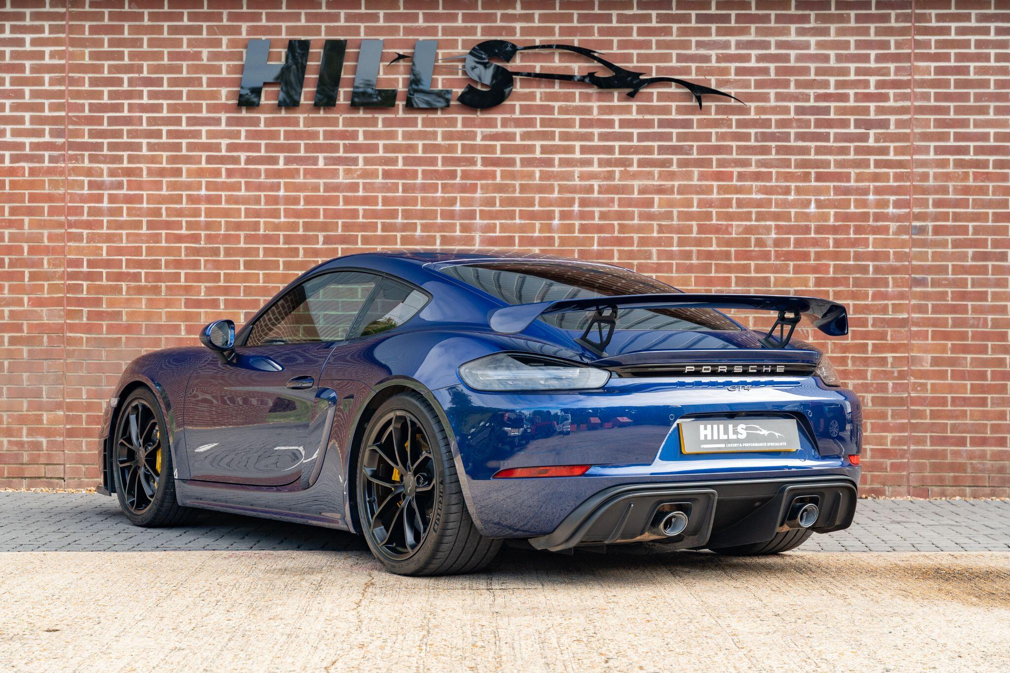 Porsche Cayman view 34
