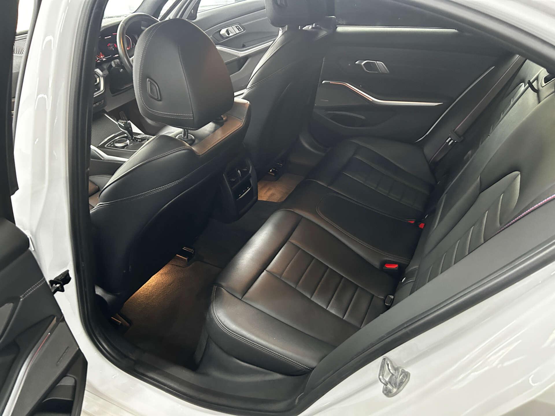 BMW 3 Series view 62