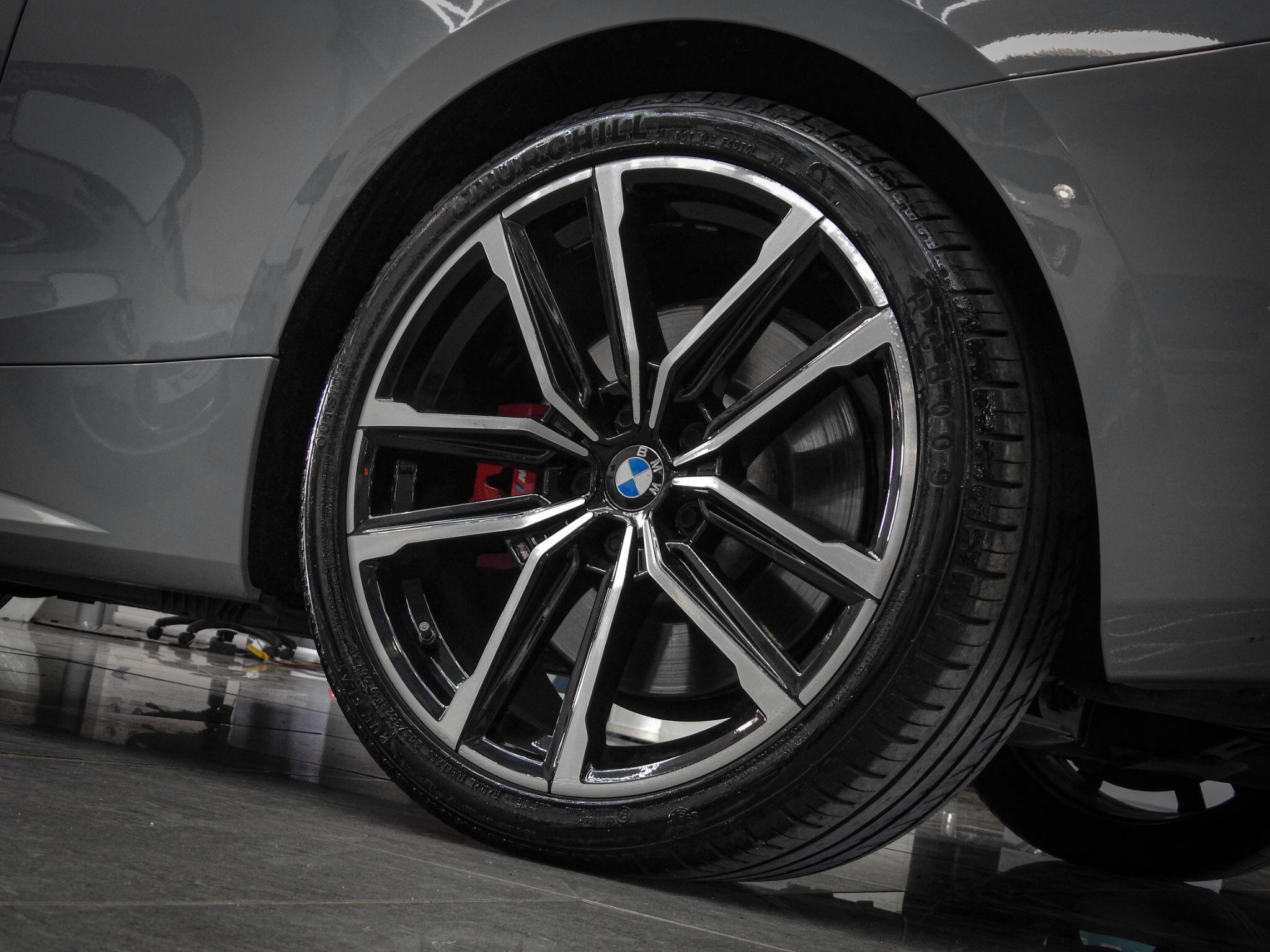 BMW 4 Series view 20