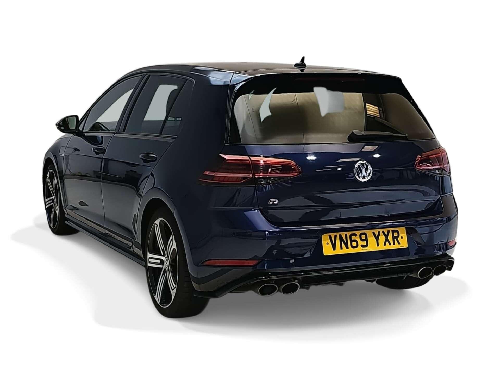 Volkswagen Golf view 5