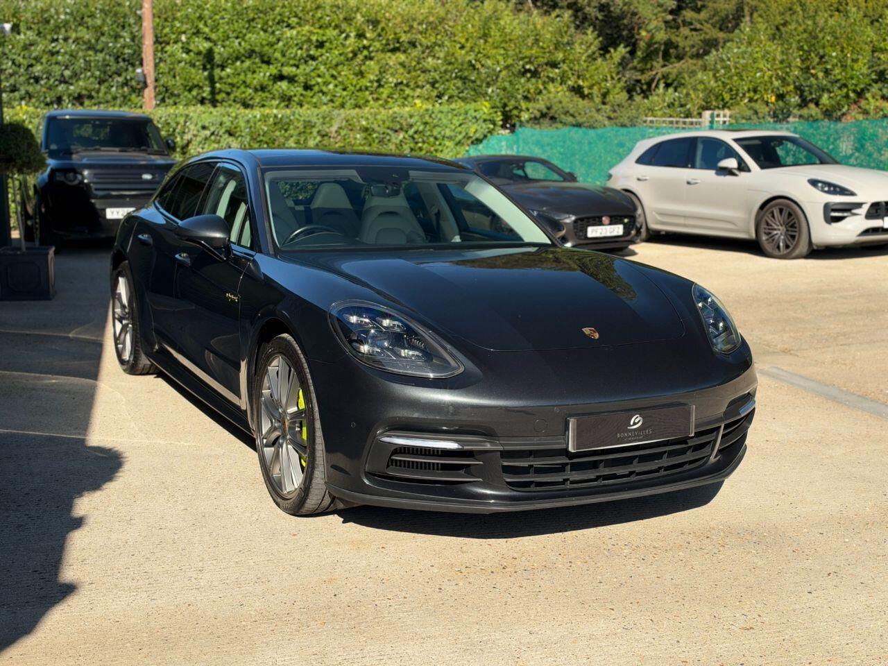 Porsche Panamera view 7