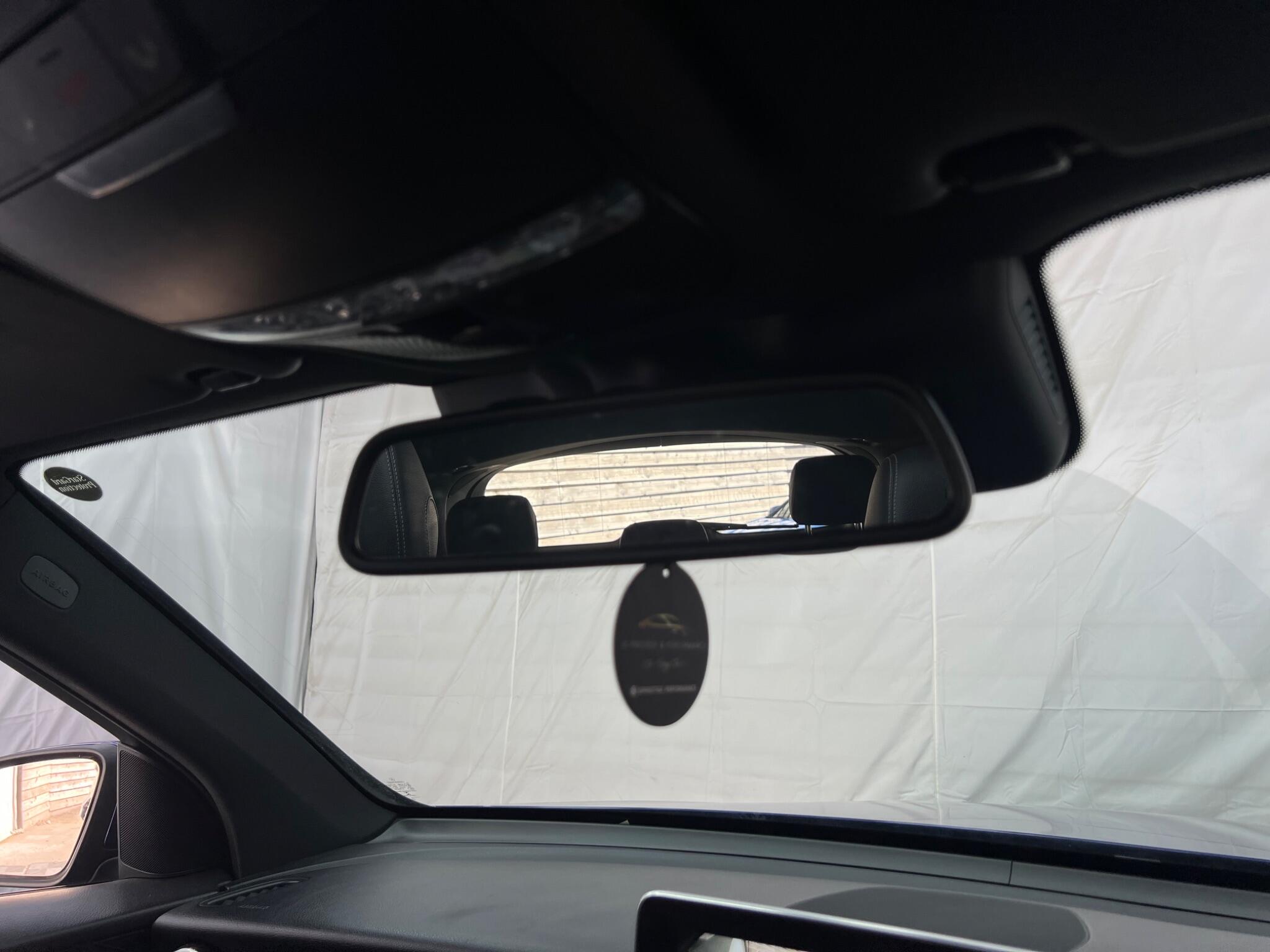Mercedes-Benz GLC view 57
