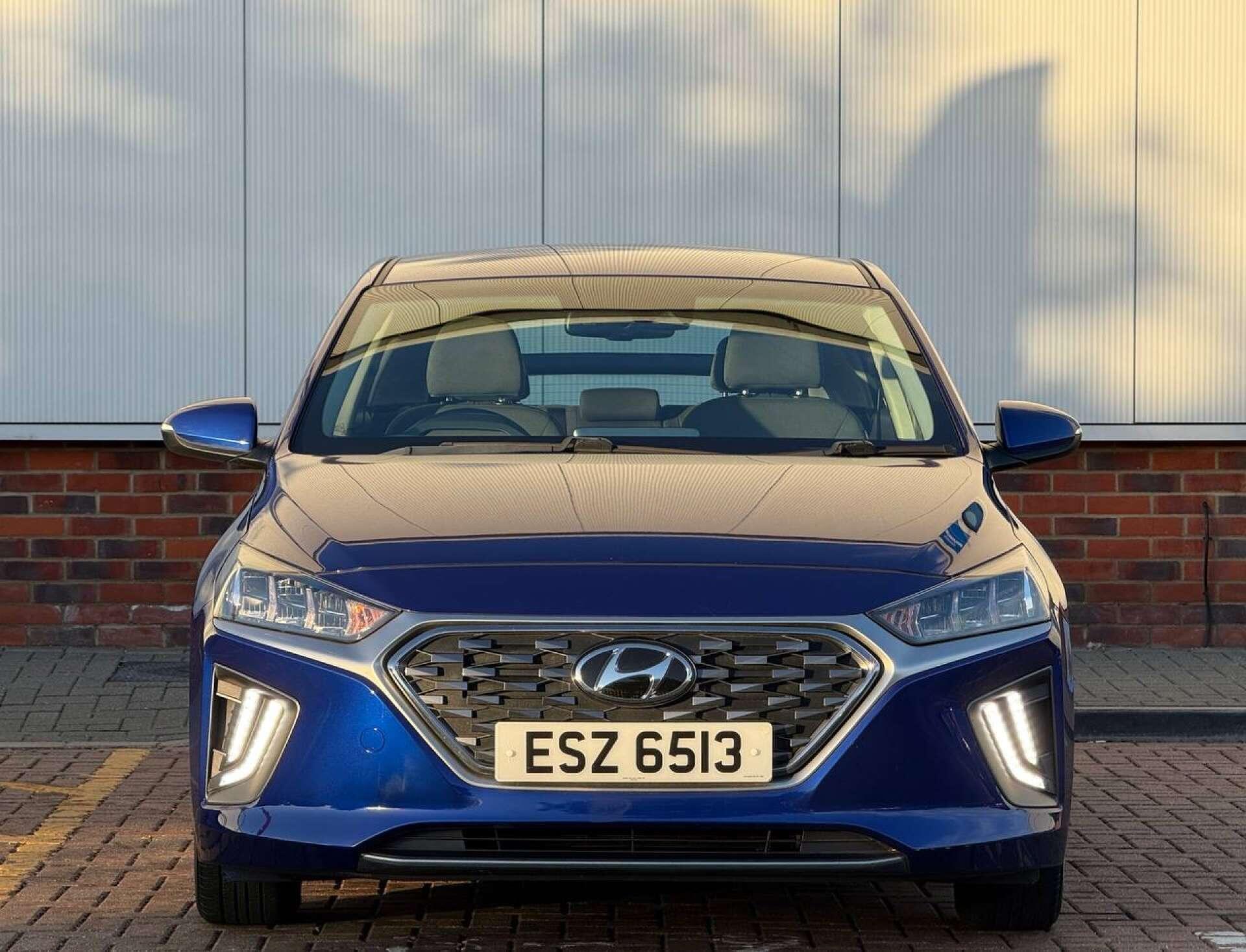 Hyundai Ioniq view 2
